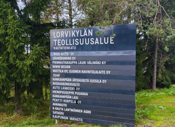 Kankaanpään kaupunki uudistaa teollisuusalueiden yritysnimikyltit